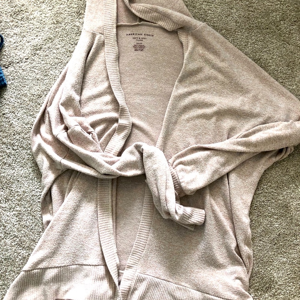 American eagle 🦅 soft and plush cardigan